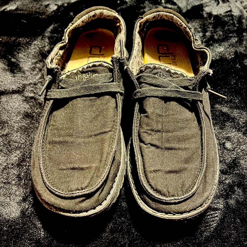 Hey Dudes | black with grey design- women’s size 9